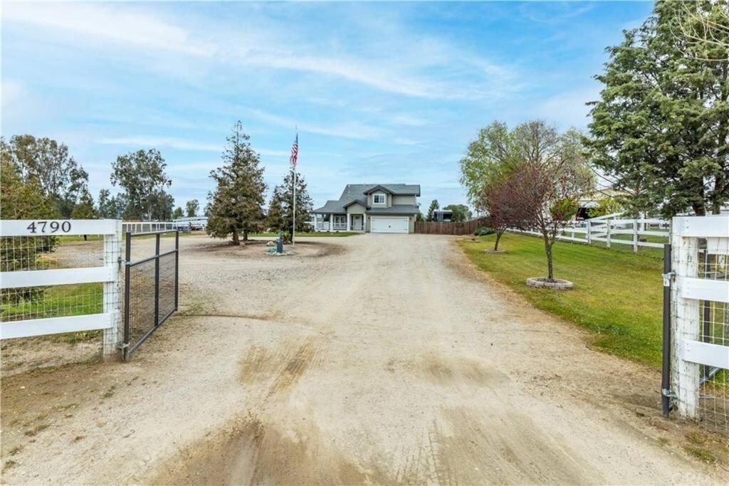 Our Farmhouse, Our Place: Cozy And Cute Homestead! Paso Robles Luaran gambar