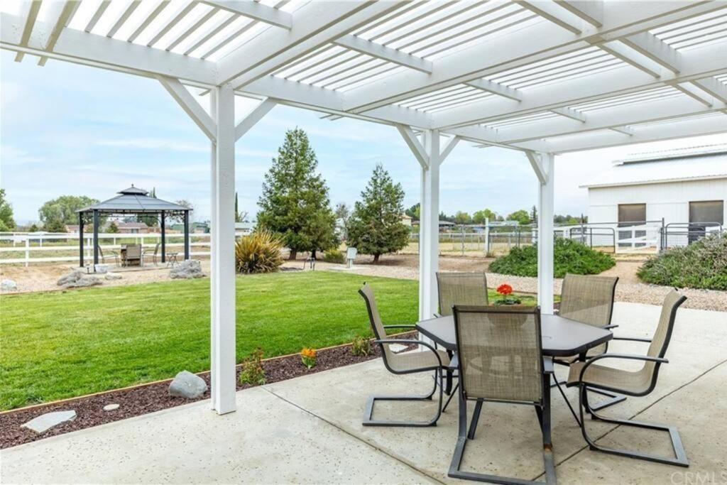 Our Farmhouse, Our Place: Cozy And Cute Homestead! Paso Robles Luaran gambar