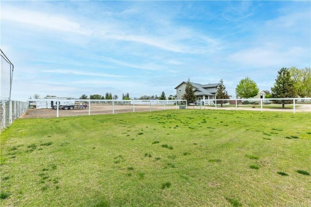 Our Farmhouse, Our Place: Cozy And Cute Homestead! Paso Robles Luaran gambar