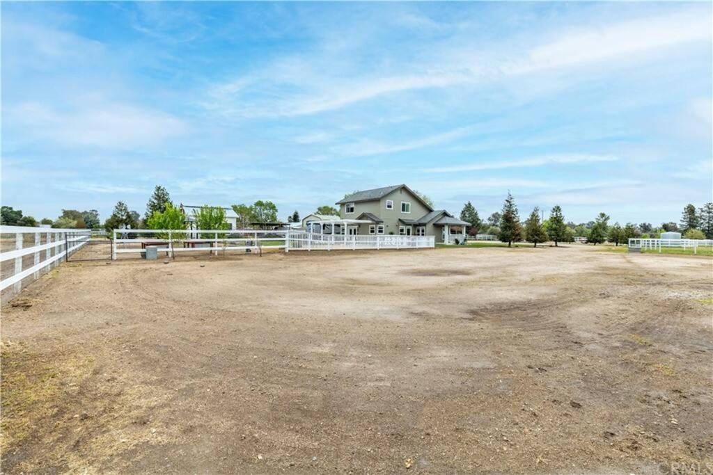 Our Farmhouse, Our Place: Cozy And Cute Homestead! Paso Robles Luaran gambar